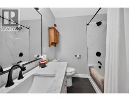 15 FULLER Drive - 27