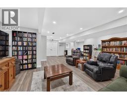 15 FULLER Drive - 32