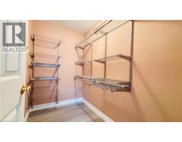 300 KEATS Way UnitNo. 207 - 33