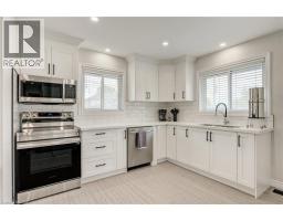 69 CLARKE Street N - 15