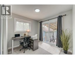 69 CLARKE Street N - 19