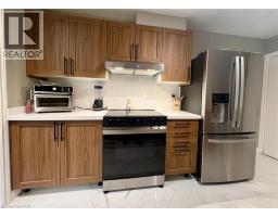 227 SILVERBIRCH Boulevard - 24
