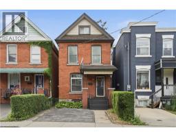 19 HUNTLEY Street - 2