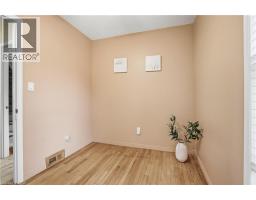 19 HUNTLEY Street - 26