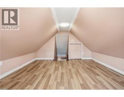 19 HUNTLEY Street - 28