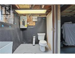 19 HUNTLEY Street - 31