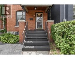 19 HUNTLEY Street - 5