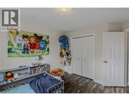 571 CHAMPLAIN Avenue - 23