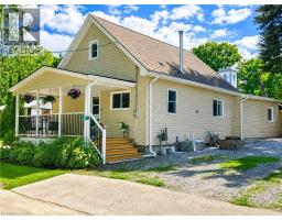 6 HEWITT Street - 1