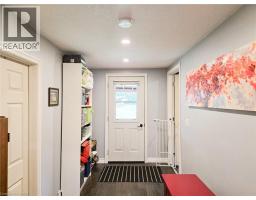 6 HEWITT Street - 11