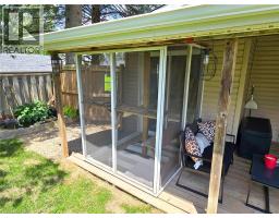 6 HEWITT Street - 22