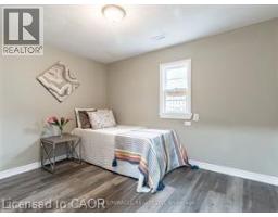 15 SPIERS Crescent - 15