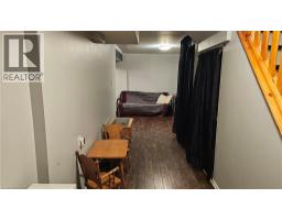 4 PARKSIDE Drive - 25