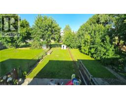 4 PARKSIDE Drive - 27