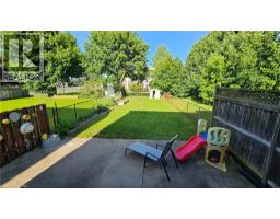 4 PARKSIDE Drive - 30