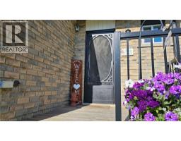 4 PARKSIDE Drive - 4