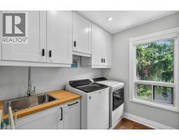 225 PROSPECT Street S - 23