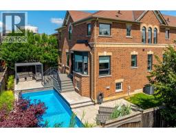 156 NISBET Boulevard - 2
