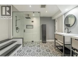 156 NISBET Boulevard - 39