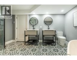 156 NISBET Boulevard - 40