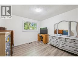 46 CEDARWOODS Crescent - 16