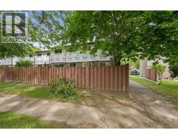 46 CEDARWOODS Crescent - 27