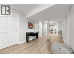 286 HAMILTON Drive UnitNo. 1 - 35
