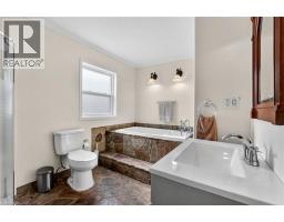122 SOUTH CAYUGA Street W - 33