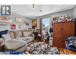 317 ALDER Street W - 27