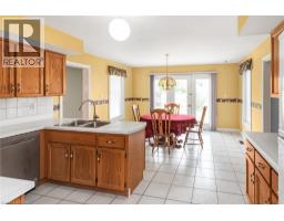 381 KERMAN Avenue - 12
