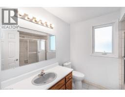381 KERMAN Avenue - 32