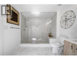 37 RIESLING Street - 32