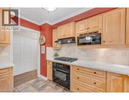 4162 SUTHERLAND Crescent - 11