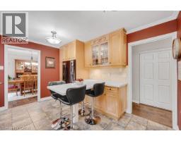 4162 SUTHERLAND Crescent - 13