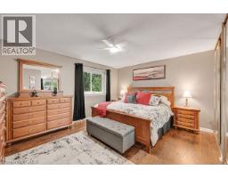 4162 SUTHERLAND Crescent - 15
