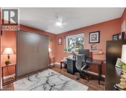4162 SUTHERLAND Crescent - 19