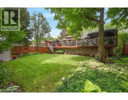 4162 SUTHERLAND Crescent - 30