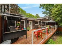 4162 SUTHERLAND Crescent - 33