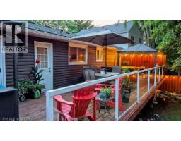 4162 SUTHERLAND Crescent - 38