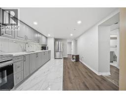 40 DONALD Street - 25
