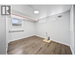 40 DONALD Street - 31