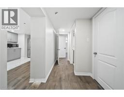 40 DONALD Street - 33