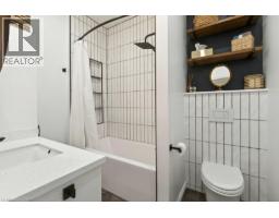 13 RICHMOND Street - 18