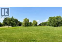 418 LAKESHORE Road - 41