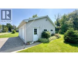 418 LAKESHORE Road - 8