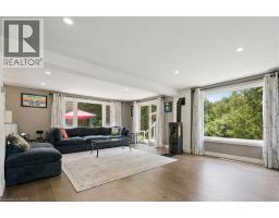 14 ASH Street - 10