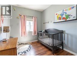 26 CHANTILLY Street - 10