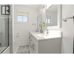 35 EMILY Street - 30