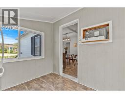 10 MONCK Street - 25