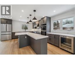 82 MARILYN Street - 8